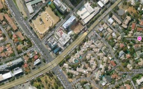 Local Comercial En Arriendo/ Las Condes/ Padre Hurtado/ Mall