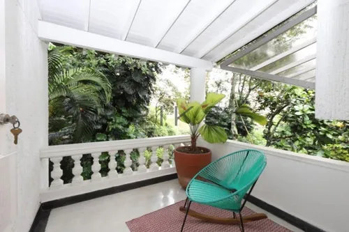 Casa En Venta En El Poblado. Cod V50795