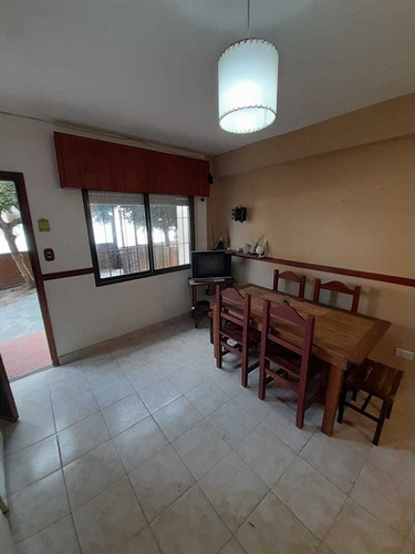 Imagen 11 de 17 de Magnifico Dúplex En Venta En Villa Gesell Con Cochera Semicubierta A Solo 150 Metros De La Playa