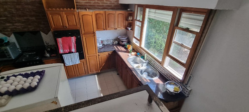 En Venta En Martin Coronado Zona Ex Peugeot; Chalet En Dos Plantas Sobre Lote De 8.66x30, Sup Cub 251m2 F: 9823