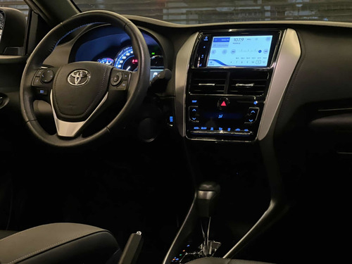 Imagem 6 de 15 de Toyota Yaris 1.5 Flex Multidrive Xls 2019 27.000km Teto Top