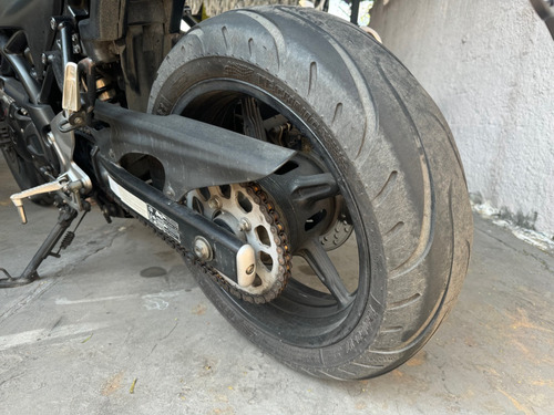 Suzuki Sh650a 2019 Com 25.000 Km Preta