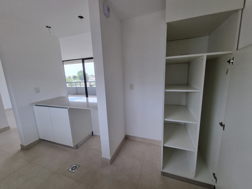 4 De Abril Y 1ero De Mayo , Dos Dormitorios - Duplex - Tandil