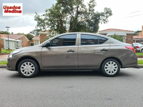 Nissan Versa 1.6 Drive