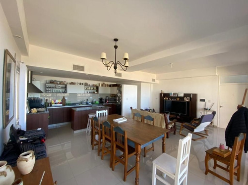 Imagen 3 de 26 de Venta - Departamento Edificio Palmetto