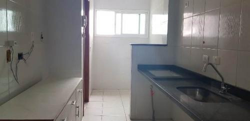 Apartamento À 200mts Do Mar Em Itanhaém-sp