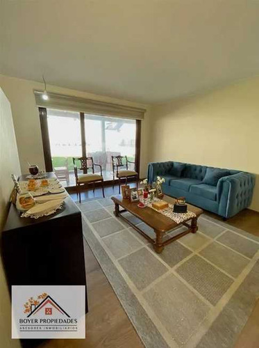 Condominio / Piscina / 4d 3b Oportunidad (83024)
