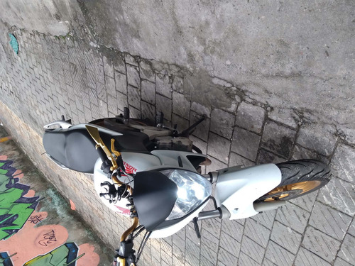 Imagem 8 de 8 de Honda Cb 300 R