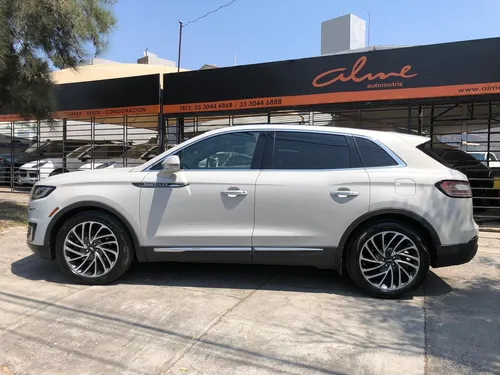 Lincoln Nautilus SELECT