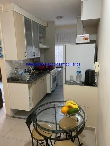 Imagem 8 de 18 de Apartamento 55m², 02 Dormitórios, 02 Banheiros E 01 Vaga Na Garagem. Condomínio Com Portaria, Segurança 24hrs, Piscina, Salão De Festa, Playground, A - 21030303 - 69280938