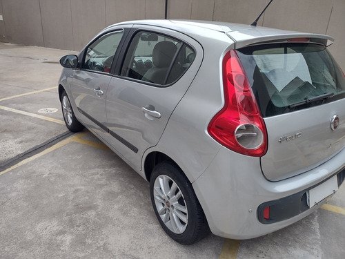 Imagem 8 de 15 de Palio Essence 1.6 Dual 2014 Completissimo, Novo