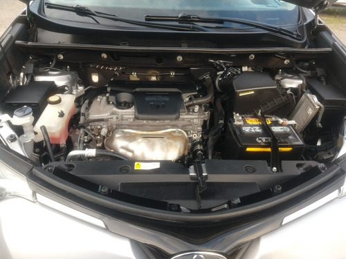 Imagen 10 de 15 de Toyota Rav4 2017 2.5 Xle 4wd At