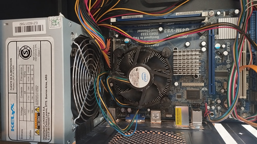 Pc De Escritorio 4gb Ram 500gb Disco 2.7ghz Micro Leer (Usado)