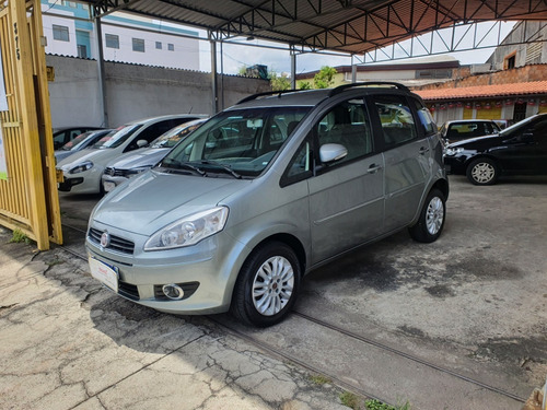 Fiat Idea Attractive 1.4 8v Flex 2011