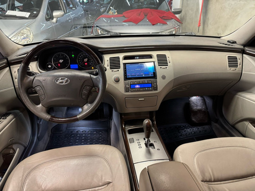 Hyundai Azera 3.3 MPFI GLS SEDAN V6 24V GASOLINA 4P AUTOMÁTICO