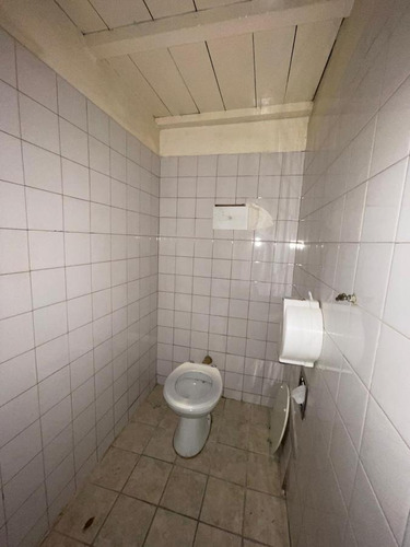 Imagen 4 de 8 de Local 100m² Buen Estado Céntrico - Ramos Mejia