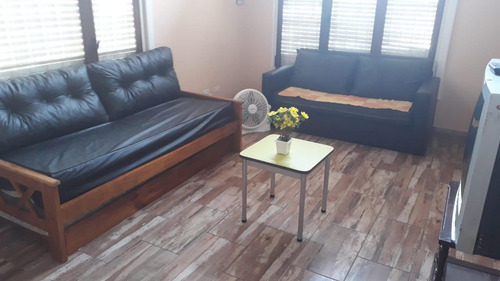 Phs En Venta - 5 Dormitorios 3 Baños - Felix Camet