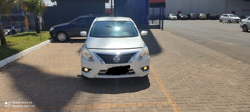 Imagem 1 de 12 de Nissan Versa 2016 1.6 16v Sl Unique 4p