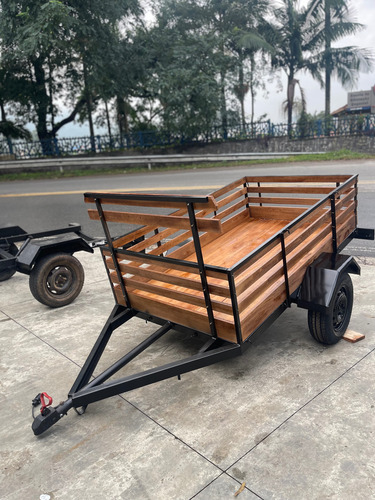 Carretinha Fazendinha 2.00 X 1.20 X 0.40 - 0 Km