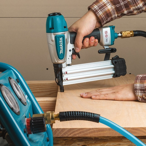Imagen 5 de 7 de Clavadora Neumática 2 Makita Af506