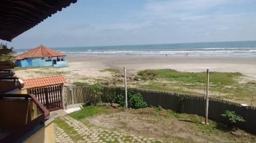 Imagem 11 de 14 de Casa Ficando Frente Ao Mar Em Itanhaém - 6662 Sanm