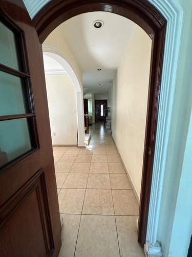 Casa En Condominio En Venta En Claustros Del Sur, Querétaro, Querétaro