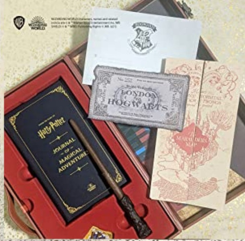 Imagen 4 de 6 de Set Baúl Hogwarts Harry Potter Coleccionable