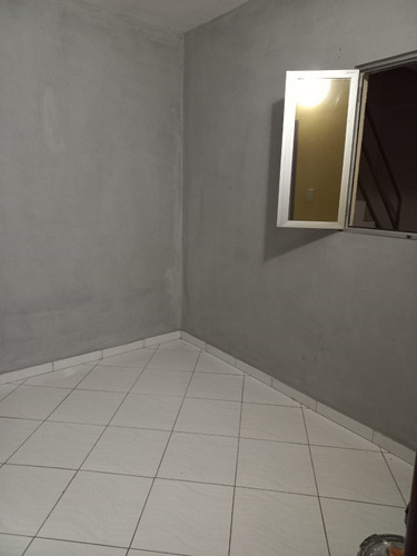 Vendo Casa 1 Andar E Cobertura Sem Escritura