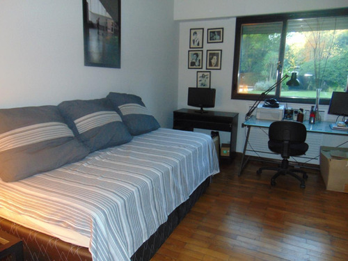 Imagen 30 de 30 de Casa En Venta . 5 Dormitorios- Las Lomas-jockey- Única