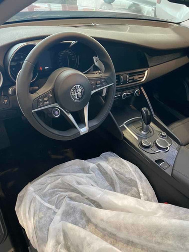 Alfa Romeo Giulia 2.0 200cv 200 Distinctive