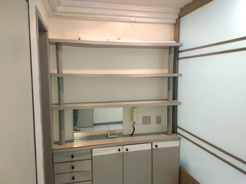 Sala Comercial À Venda Na Rua Álvares Maciel, Santa Efigênia, Belo Horizonte - Mg - Liv-12051