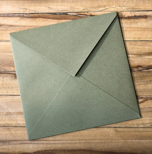 Envelope Bico 20,5x20,5 Verde Oliva Musgo Quadrado - 100 Pçs