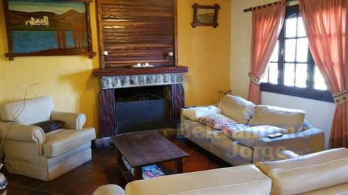 Imagen 4 de 24 de Importante Y Único Chalet En Luis Palacios - Santa Fe