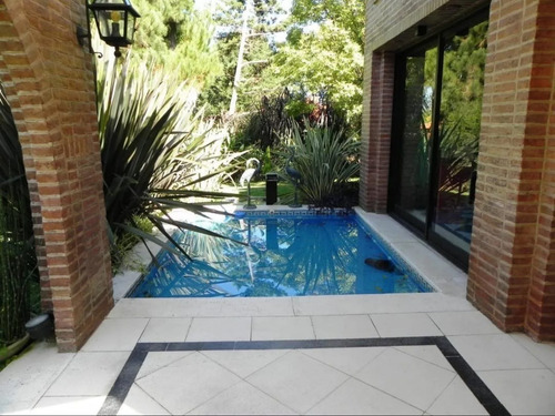 Imagen 20 de 23 de Venta Quinta |chalet 6 Ambientes | Residencia De Categoria 500m2 Cubiertos