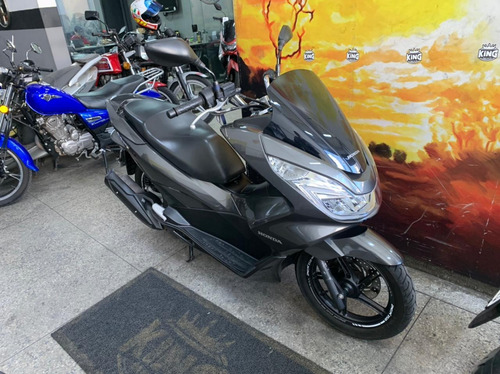Imagem 2 de 8 de Honda Pcx 150 - 2017 - Cinza - King Motos