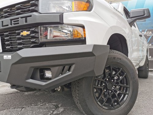 Imagen 2 de 15 de Chevrolet Silverado 4x4 Cabina Regular 3913
