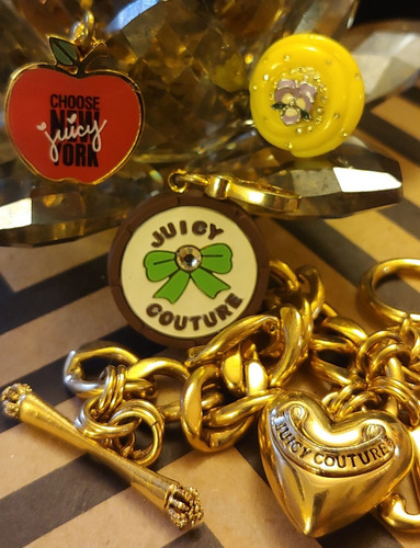 Imagen 2 de 6 de Pulsera Juicy Couture Charms