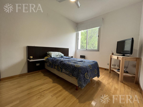 Imagen 14 de 24 de Venta Casa 6 Ambientes Con Jardín, Cochera, Galería Y Fondo Libre Con Piscina En Club Miralagos 1 (30692)