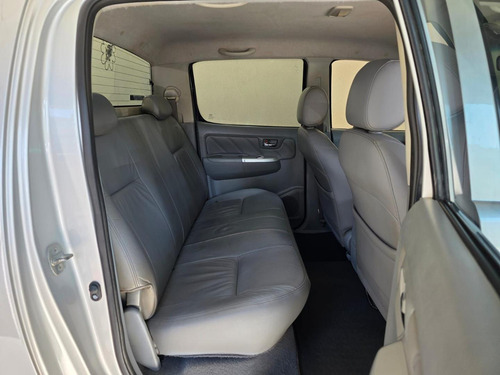 Toyota Hilux Cd4x2 Srv