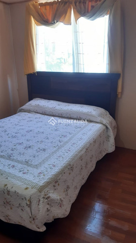 Casa En Venta De 4 Dorm. En Maipú