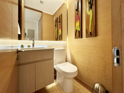 Impecable Con Jardin / No Perimetral Semi Nuevo