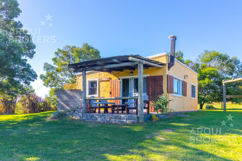 Chacra Turística En Venta En Colonia 4 Hectareas , 4 Casas,