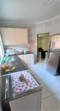 Imagem 8 de 26 de Sobrado No Carrão Com 3 Dorms Sendo 1 Suíte, 3 Vagas, 240m² - So0846