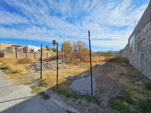 Terreno En Venta En Fracc. Ex Hacienda Los Ángeles 800 M2 Torreón Coah