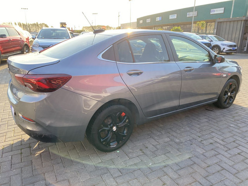 Chevrolet Onix Sedan 2021