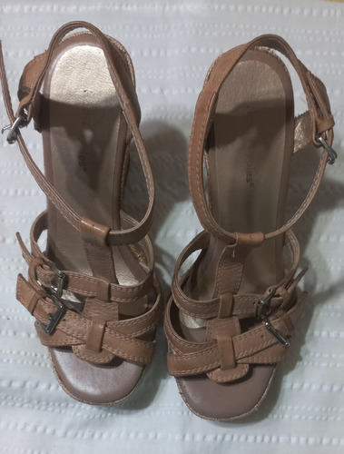 Sandalias Hush Puppiesn°36 Taco Chino Y Plataforma. Livianas