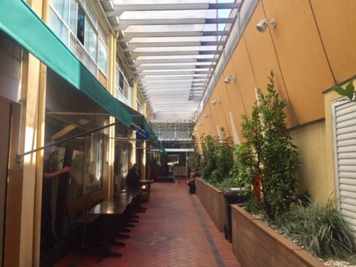 Imagem 2 de 18 de Loja Para Locação Na Galeria Lerners (na Rua Augusta, Entre Oscar Freire E Lorena), 55 M² De Área Útil - Lo0088at
