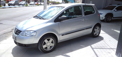 Imagem 1 de 9 de Volkswagen Fox 2009 1.0 Vht Trend Total Flex 3p