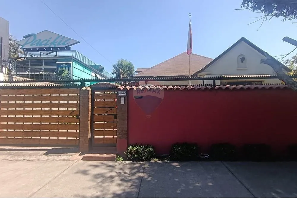 Imagen 3 de 30 de Casa La Reina + Departamento Independiente