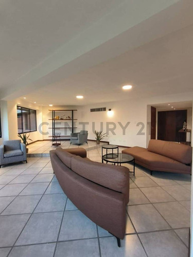 Conjunto Residencial Las Canoas Amplio Y Cómodo Apartamento De 5 Habitaciones